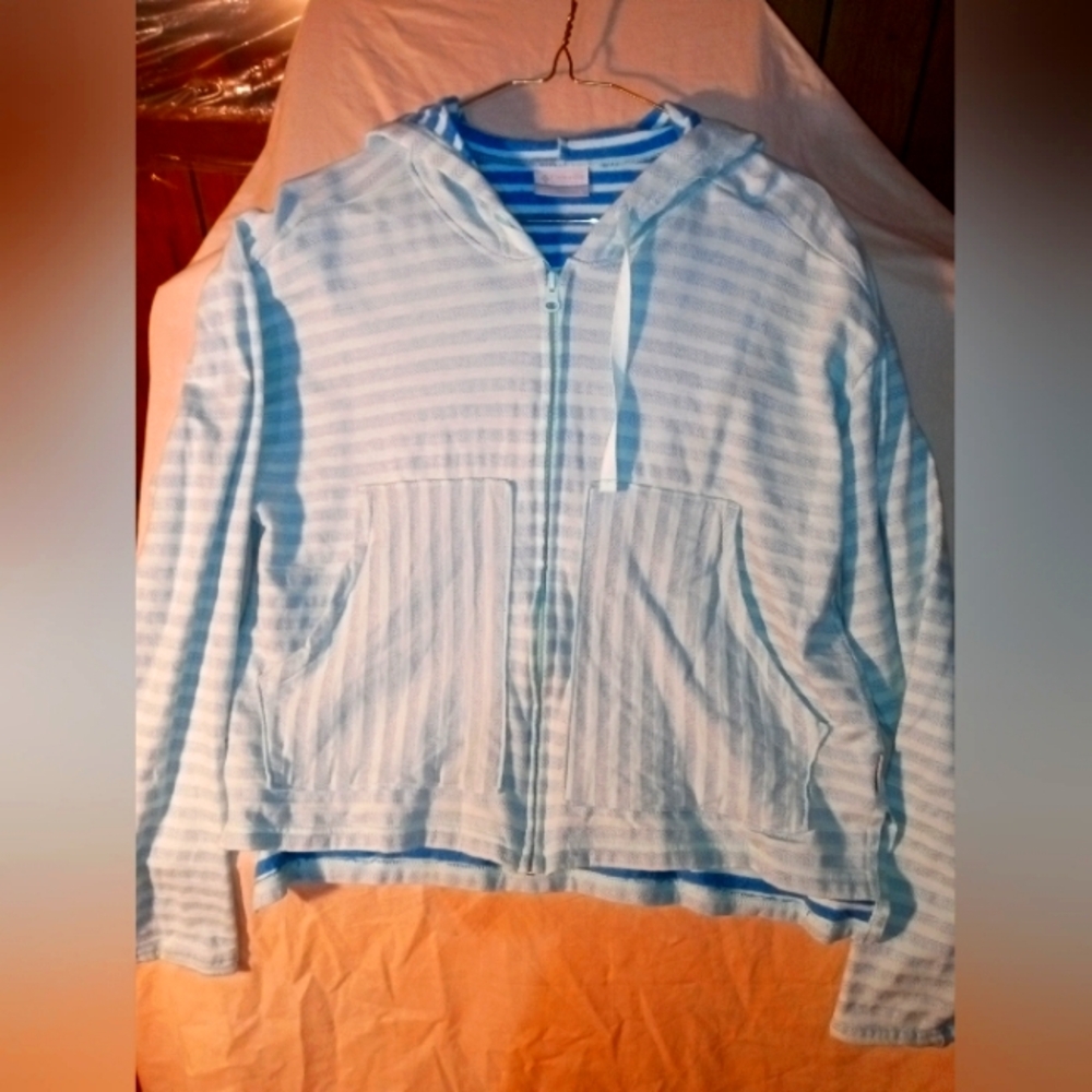 Columbia hoodie
